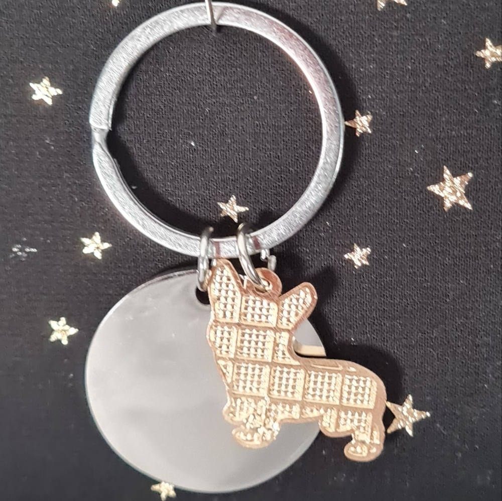 Wise Woman Corgi keychain - Picture 3 of 8